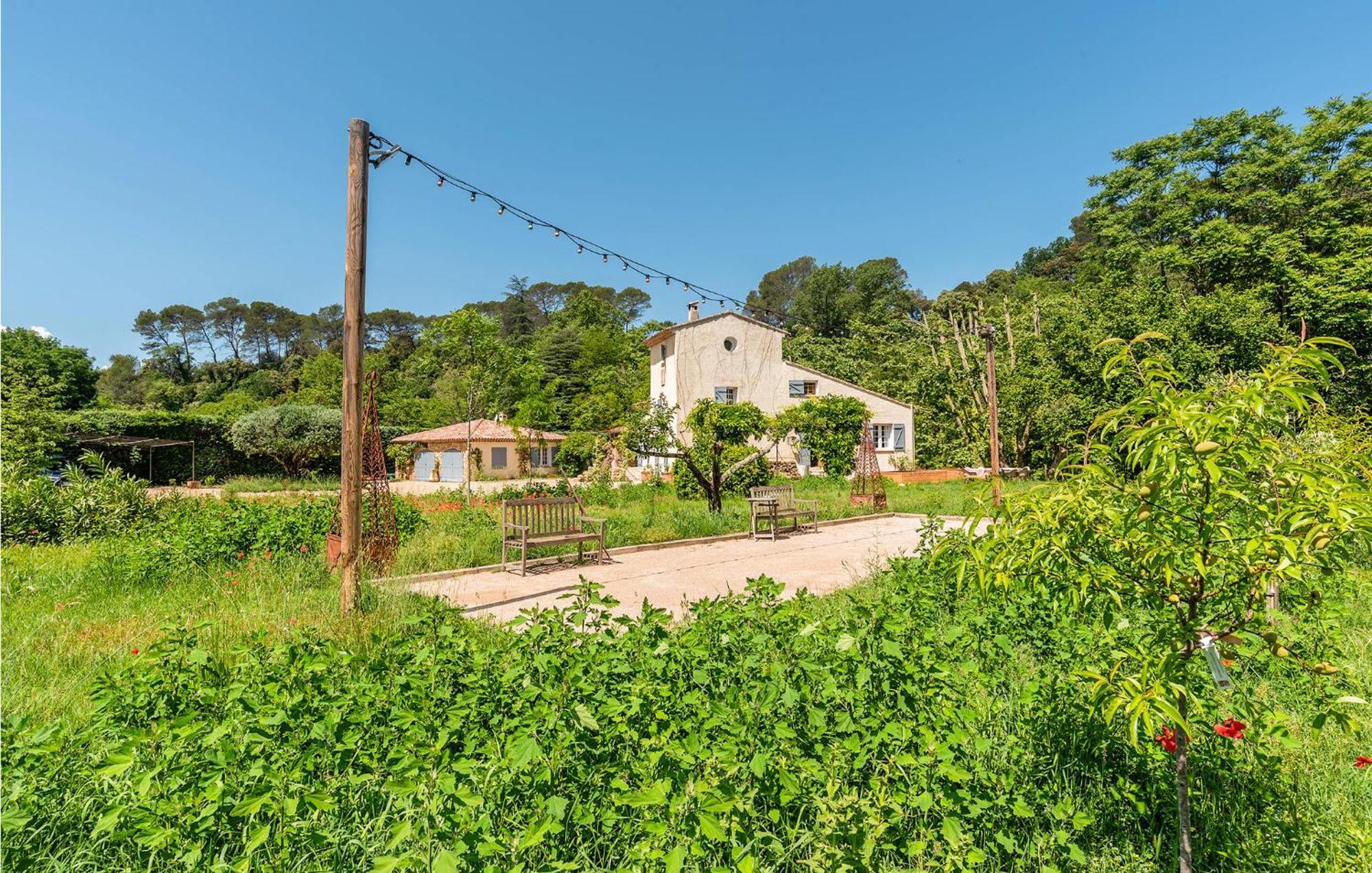 6 Bedroom Pet Friendly Home In Carcès Exterior foto